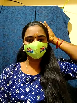 mini-queen online show from 11.29.25