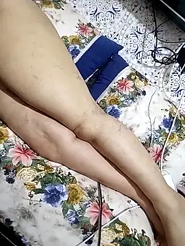 Snapshot of Mayamimi chatting on 11.08.25 Mayamimi online show from 11.08.25