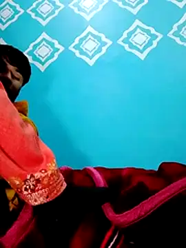 Pahadi couple online show from 12.17.25