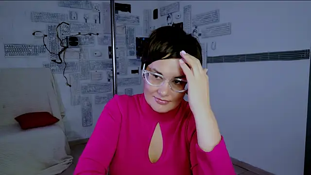 LauraDavidsons online show from 10.08.25