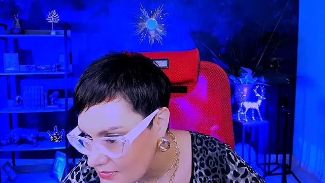 LauraDavidsons online show from 11.28.25