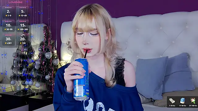 Snapshot of cutetomie chatting on 01.10.26 cutetomie online show from 01.10.26