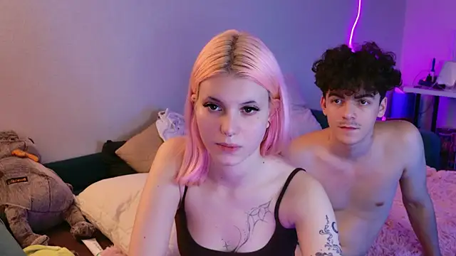 Alice18James online show from 09.08.25