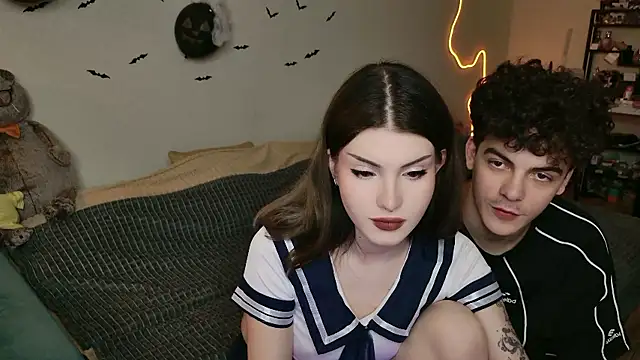 Alice18James online show from 10.18.25