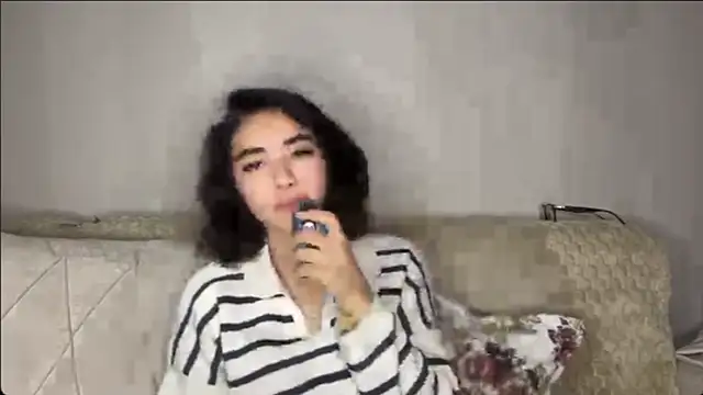 Snapshot of TAG_MIGGI chatting on 09.20.25 TAG MIGGI online show from 09.20.25