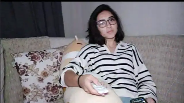 Snapshot of TAG_MIGGI chatting on 10.06.25 TAG MIGGI online show from 10.06.25