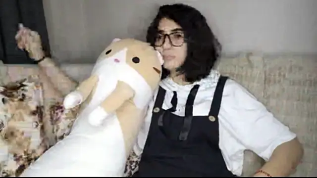 Snapshot of TAG_MIGGI chatting on 10.07.25 TAG MIGGI online show from 10.07.25