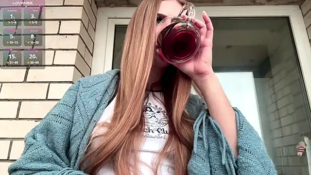 Snapshot of SweetJinny88 chatting on 11.21.25 SweetJinny88 online show from 11.21.25