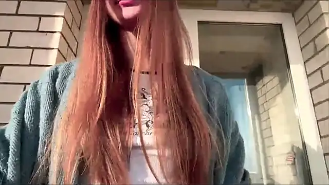 Snapshot of SweetJinny88 chatting on 12.14.25 SweetJinny88 online show from 12.14.25