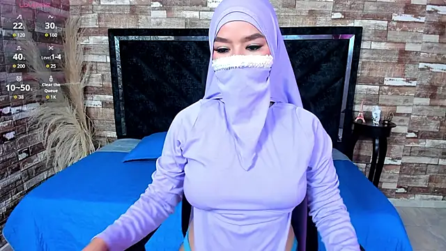 Amal Bakir online show from 10.24.25