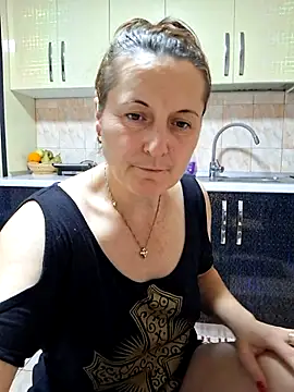 Fluturas2 online show from 11.06.25