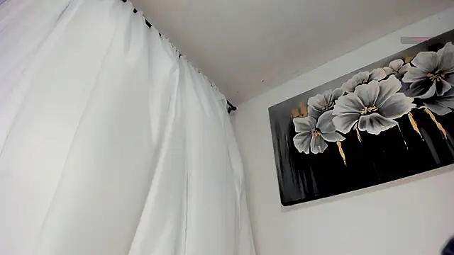 Nicolletease online show from 10.25.25