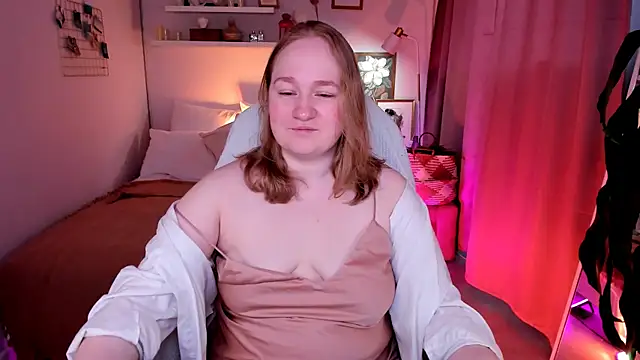 Kitty Rest  online show from 05.11.26