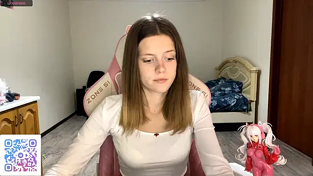 VibeQueenLucy online show from 09.23.25