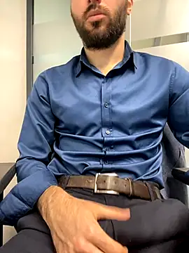 Snapshot of speddy34 chatting on 10.21.25 speddy34 online show from 10.21.25