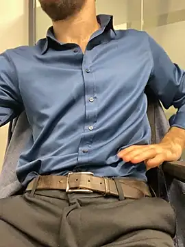 Snapshot of speddy34 chatting on 11.10.25 speddy34 online show from 11.10.25