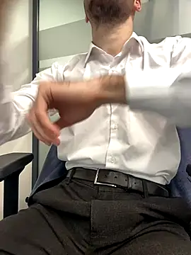 Snapshot of speddy34 chatting on 12.03.25 speddy34 online show from 12.03.25