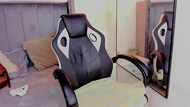 Miyu Komori online show from 03.20.26