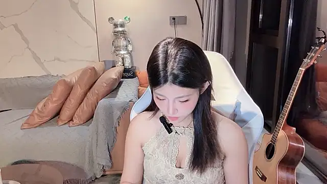 Snapshot of Lixinel-520 chatting on 11.29.25 Lixinel-520 online show from 11.29.25