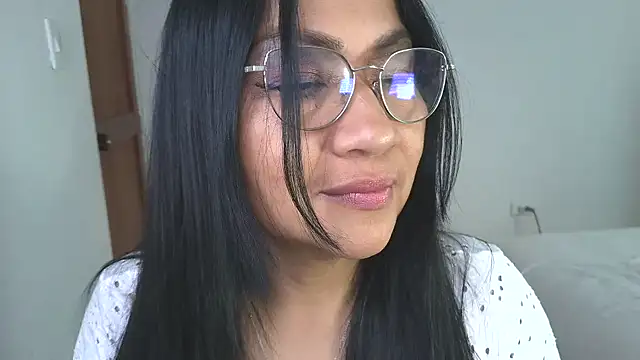 Snapshot of LissafeetHott chatting on 11.15.25 LissafeetHott online show from 11.15.25