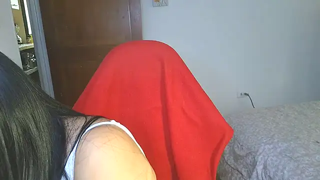 Snapshot of LissafeetHott chatting on 02.11.26 LissafeetHott online show from 02.11.26