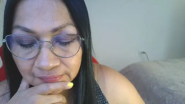 Snapshot of LissafeetHott chatting on 02.12.26 LissafeetHott online show from 02.12.26