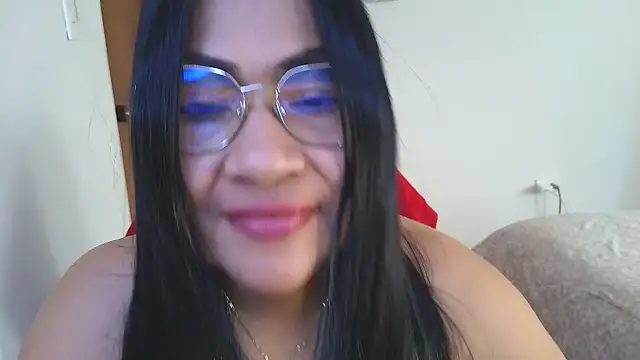 Snapshot of LissafeetHott chatting on 04.09.26 LissafeetHott online show from 04.09.26