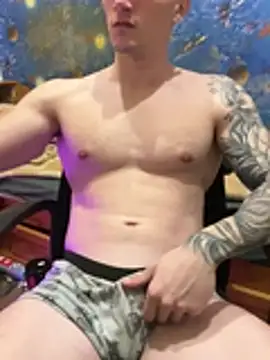 fronkie9384 online show from 03.18.26