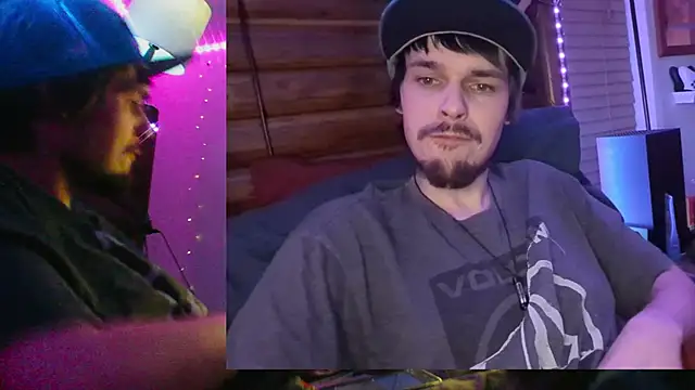 Snapshot of j_ray95 chatting on 11.02.25 j ray95 online show from 11.02.25