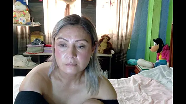 Charlize theron  online show from 05.08.26