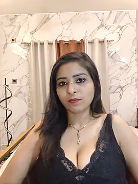 QUEEN-ADITI online show from 02.26.26
