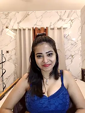 QUEEN-ADITI online show from 03.08.26