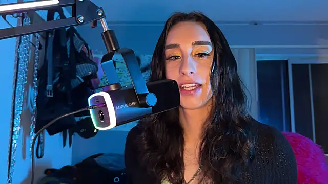 xoFrankie online show from 04.06.26