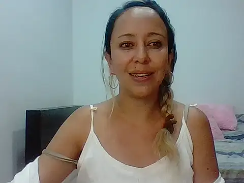 leah susman online show from 11.09.25