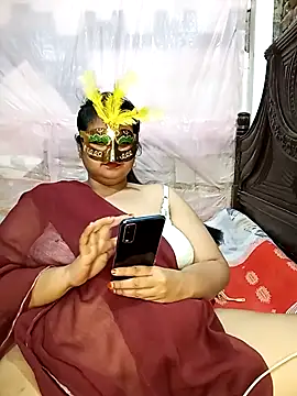 Tanisha-Chy online show from 10.08.25