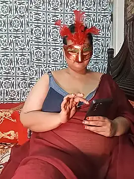 Snapshot of Tanisha-Chy chatting on 07.16.26 Tanisha-Chy online show from 07.16.26