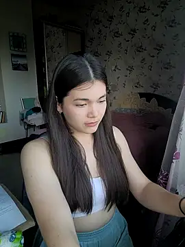 Snapshot of Albi_Glow chatting on 09.16.25 Albi Glow online show from 09.16.25