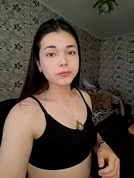 Snapshot of Albi_Glow chatting on 09.29.25 Albi Glow online show from 09.29.25