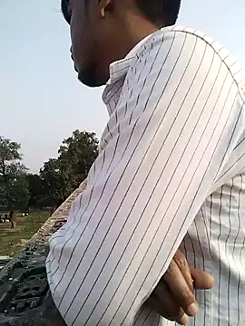 YourTarzan online show from 12.05.25