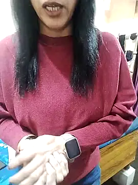 Snapshot of meenu_bhabhi547 chatting on 11.24.25 meenu bhabhi547 online show from 11.24.25