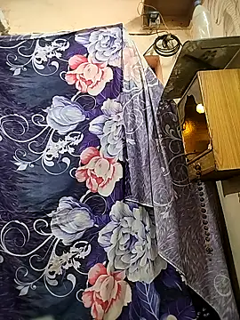 Snapshot of meenu_bhabhi547 chatting on 11.26.25 meenu bhabhi547 online show from 11.26.25