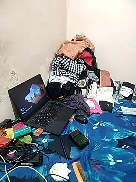 Snapshot of meenu_bhabhi547 chatting on 11.28.25 meenu bhabhi547 online show from 11.28.25