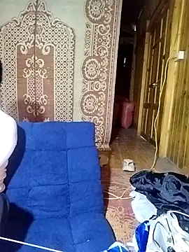 lusy-000 online show from 12.05.25