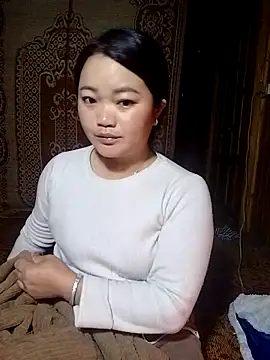 lusy-000 online show from 12.15.25