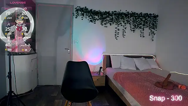 EvaLone1 online show from 03.30.26