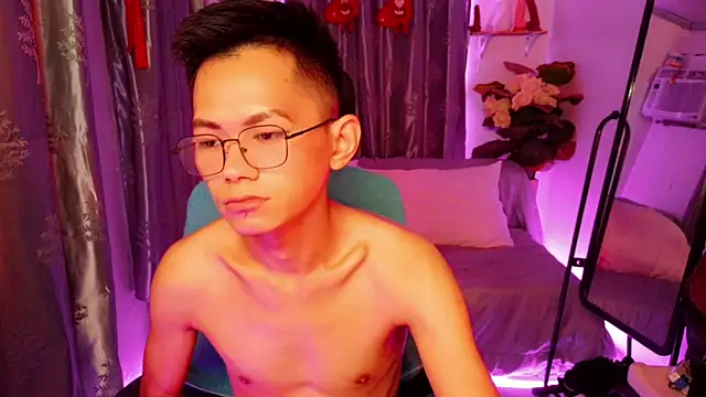 Skinny CumLoader69 online show from 12.01.25