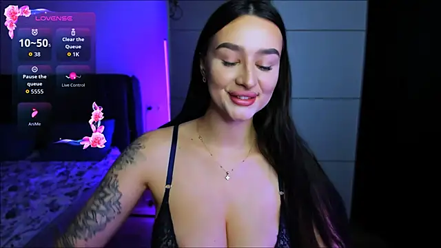 Snapshot of Veronica_Larsson chatting on 11.12.25 Veronica Larsson online show from 11.12.25