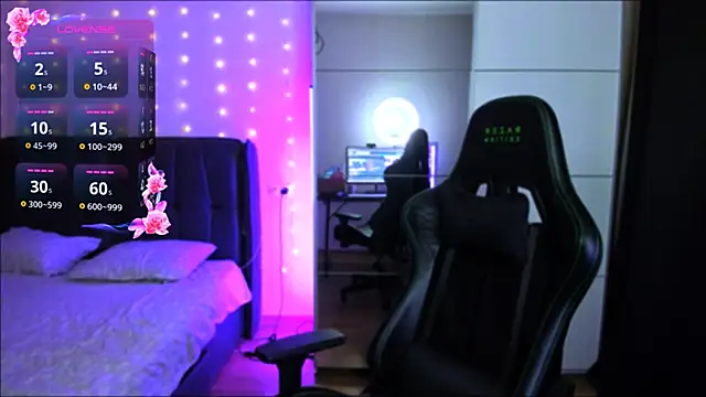 Snapshot of Veronica_Larsson chatting on 11.29.25 Veronica Larsson online show from 11.29.25