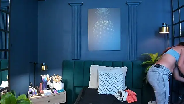 aliceandsia online show from 12.19.25