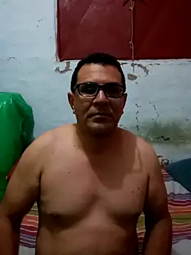 Snapshot of voyerista50 chatting on 10.04.25 voyerista50 online show from 10.04.25